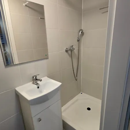 Guide Hostal Breslavia